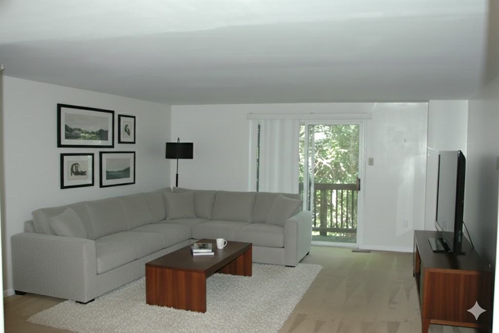 629 Windsor Ave - Photo 4 of 7