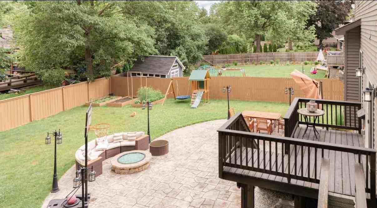 935 Whittier Dr #NA - Photo 2 of 20