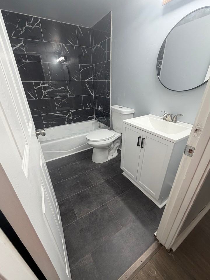3326 Daisy Ln #1 - Photo 5 of 7