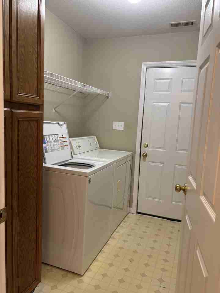 318 Nikki Way #NA - Photo 3 of 12