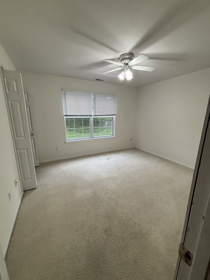 318 Nikki Way #NA - Photo 4 of 12