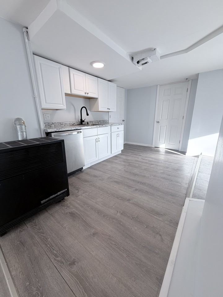 181 Armistice Blvd - Photo 3 of 9