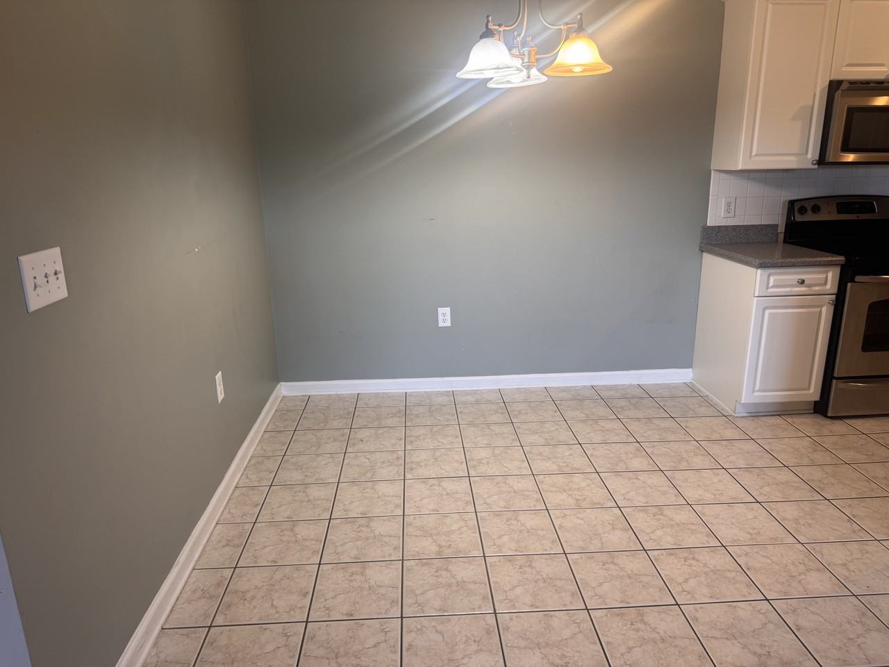 4030 Bardstown Ct #201 - Photo 6 of 18