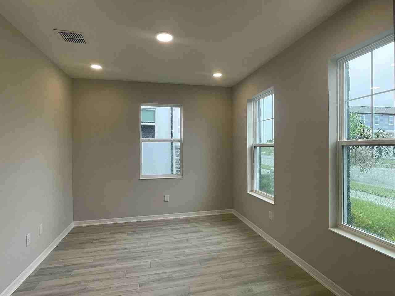 15911 Grafton Way #1 - Photo 6 of 20