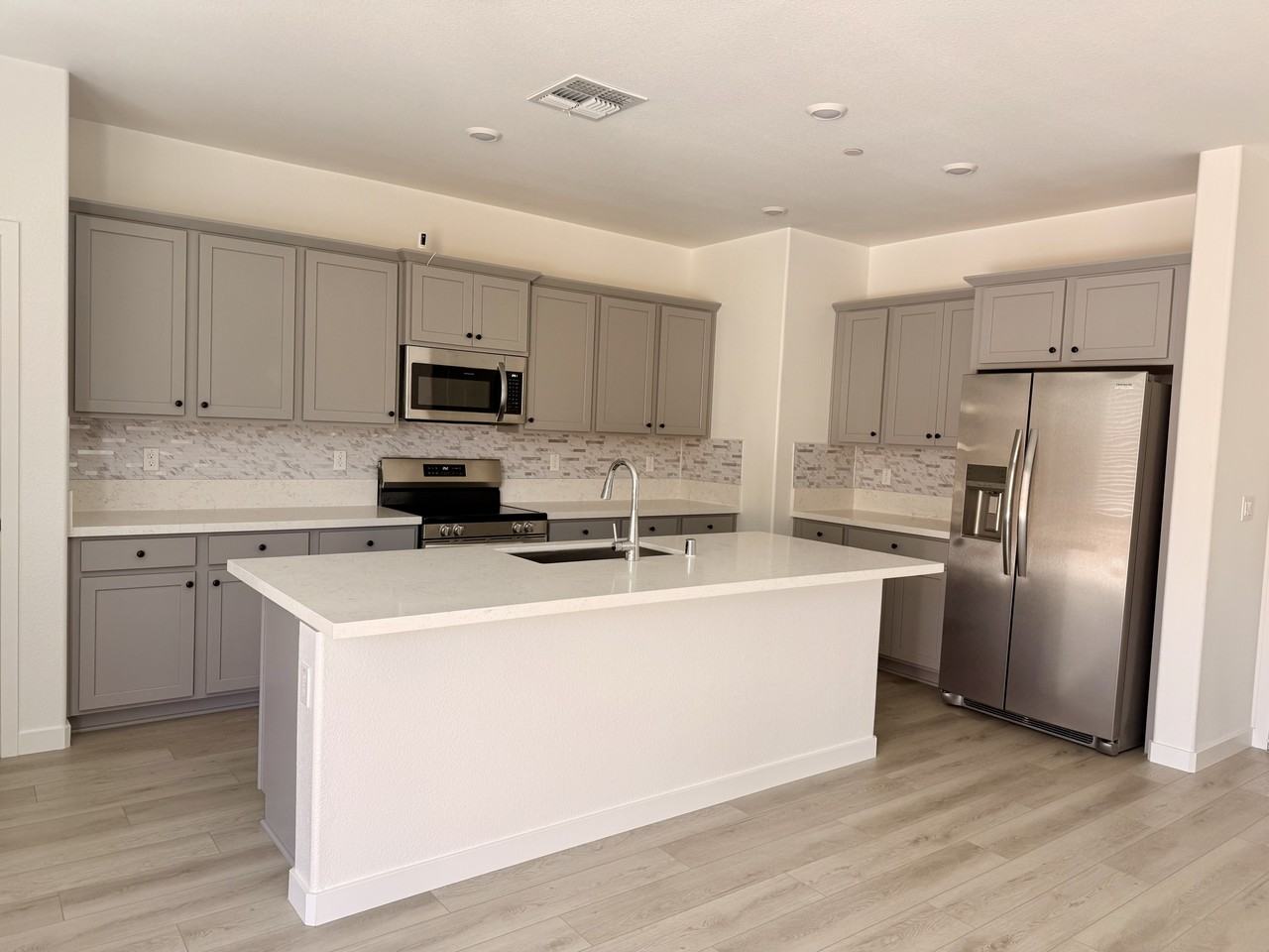 12628 Hereford Ave #NA - Photo 6 of 20