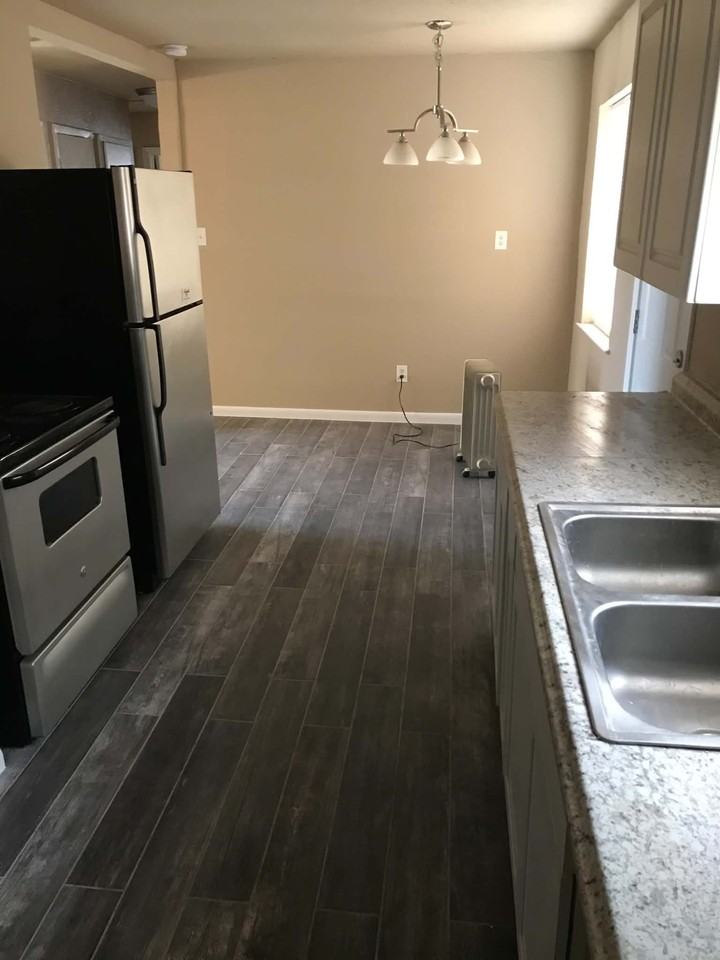 711 Pebble Creek Ln #NA - Photo 2 of 8