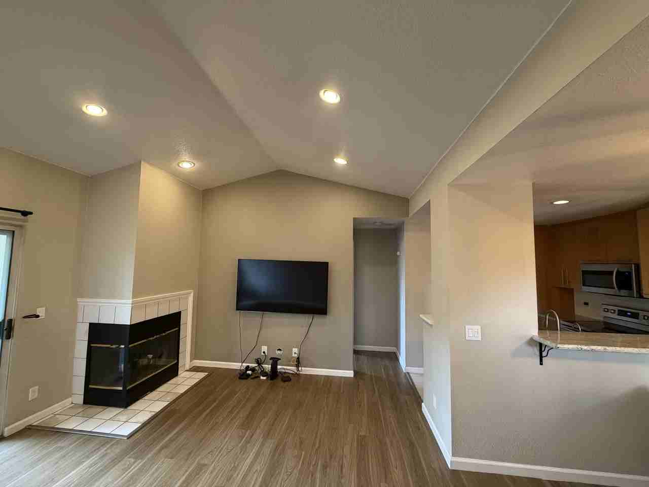 6933 Stagecoach Rd #H - Photo 4 of 21