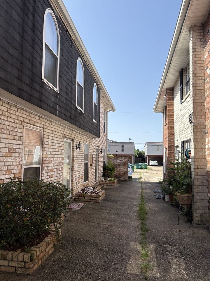 3013 15th St #B - Photo 4 of 20