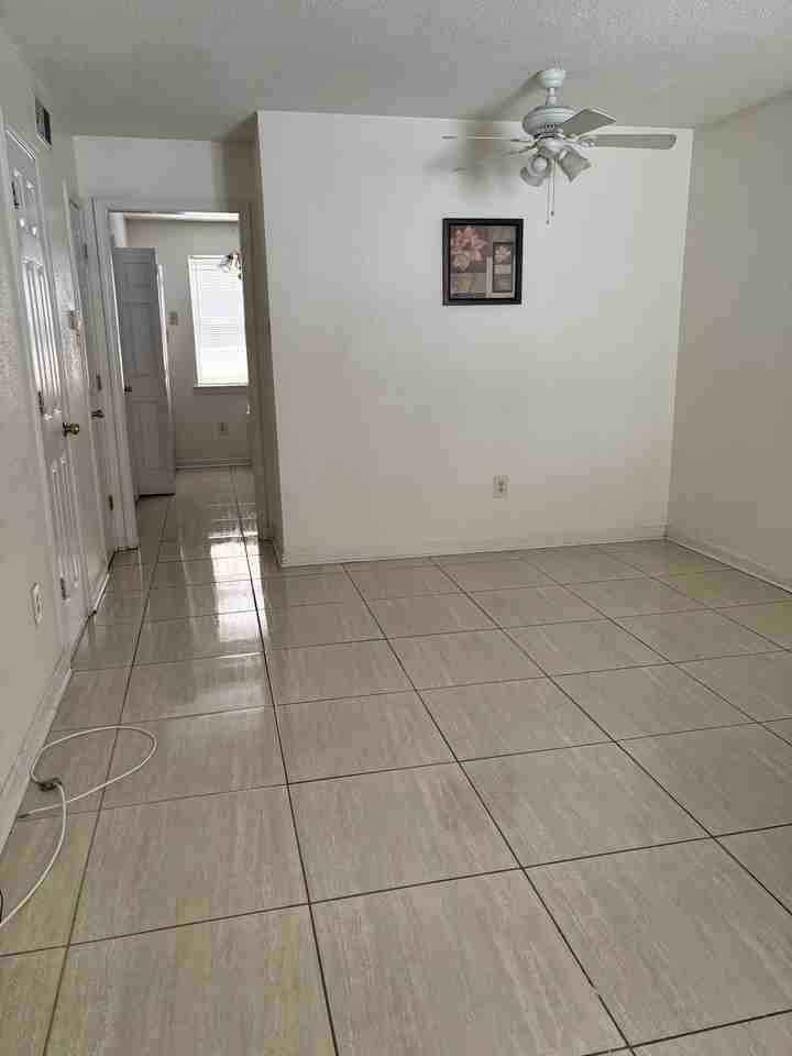 3013 15th St #B - Photo 6 of 20