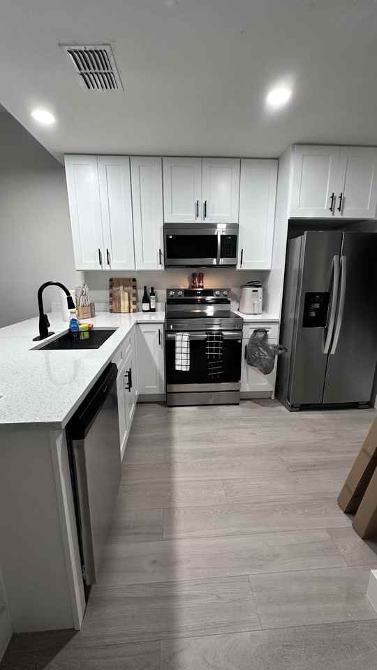 7131 Parkside Villas Dr N #7131 - Photo 7 of 8