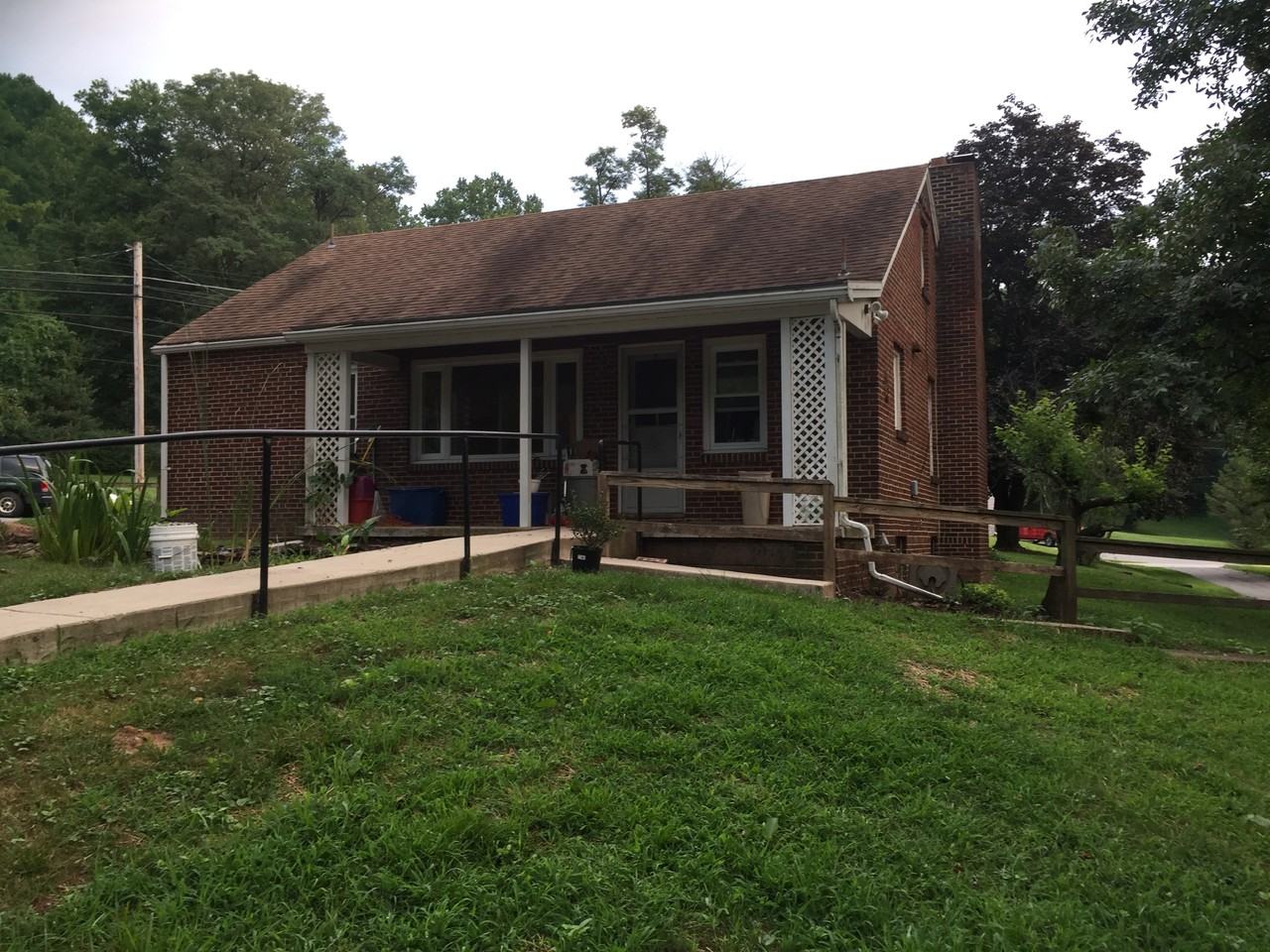 827 Lewisberry Rd #NA - Photo 2 of 8