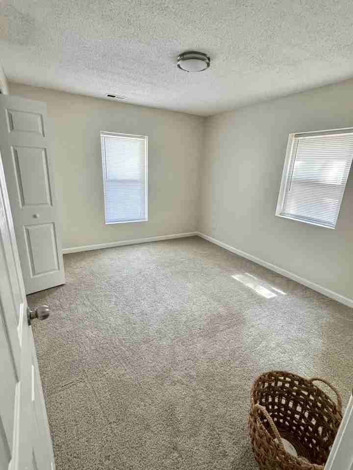 1210 Ridgewood Dr #NA - Photo 6 of 14