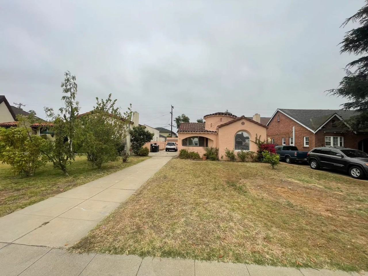 1036 S 1st St #NA - Photo 2 of 5