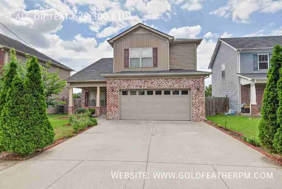 1333 Bombadil Ln - Photo 4 of 38