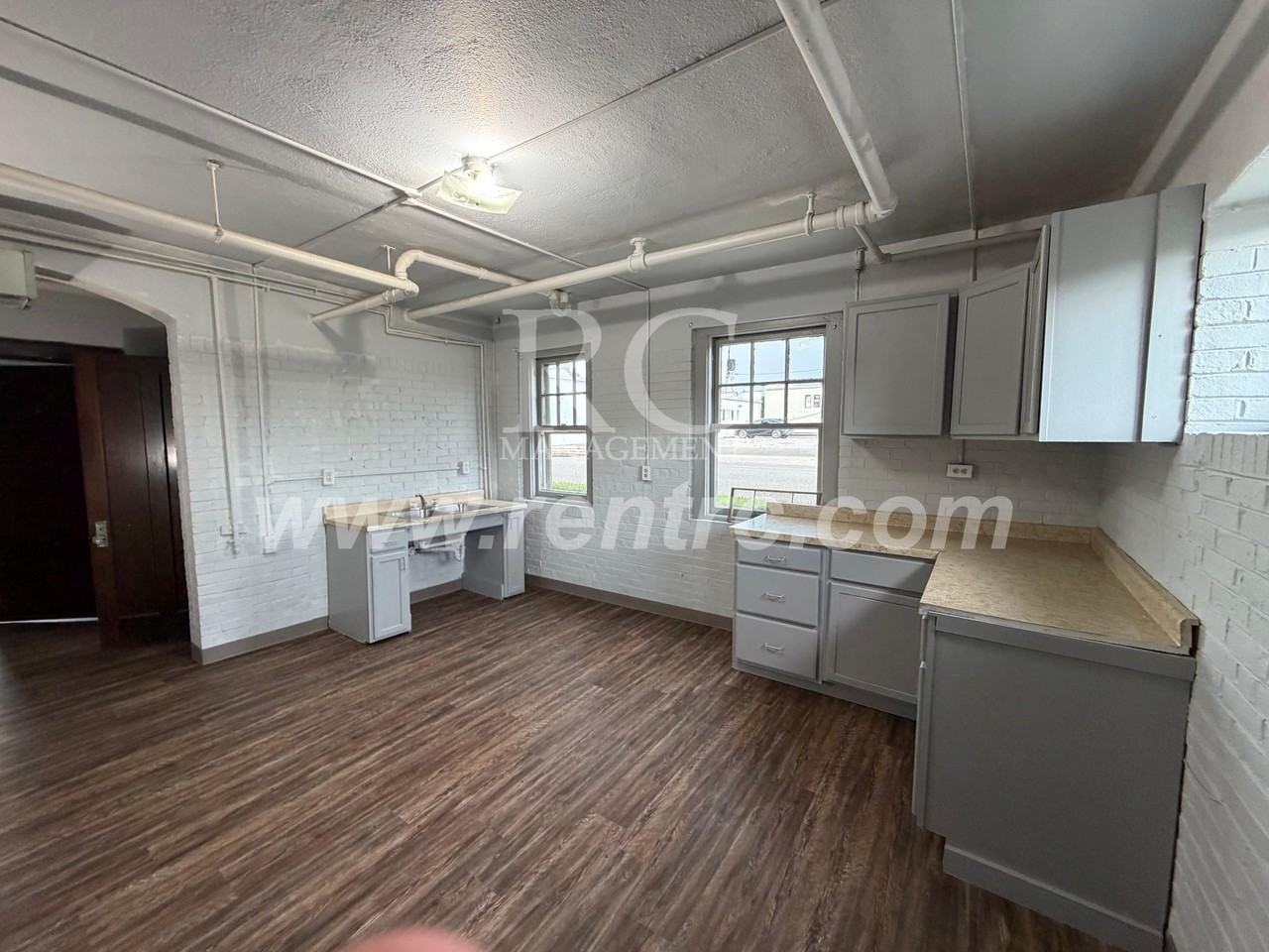 210 N Walnut St Apt 148 - Photo 3 of 12