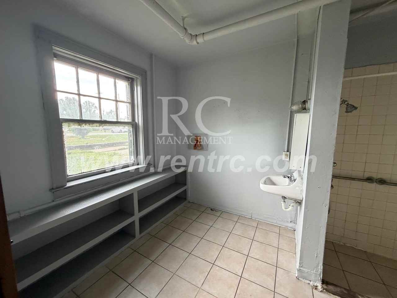 210 N Walnut St Apt 148 - Photo 5 of 12