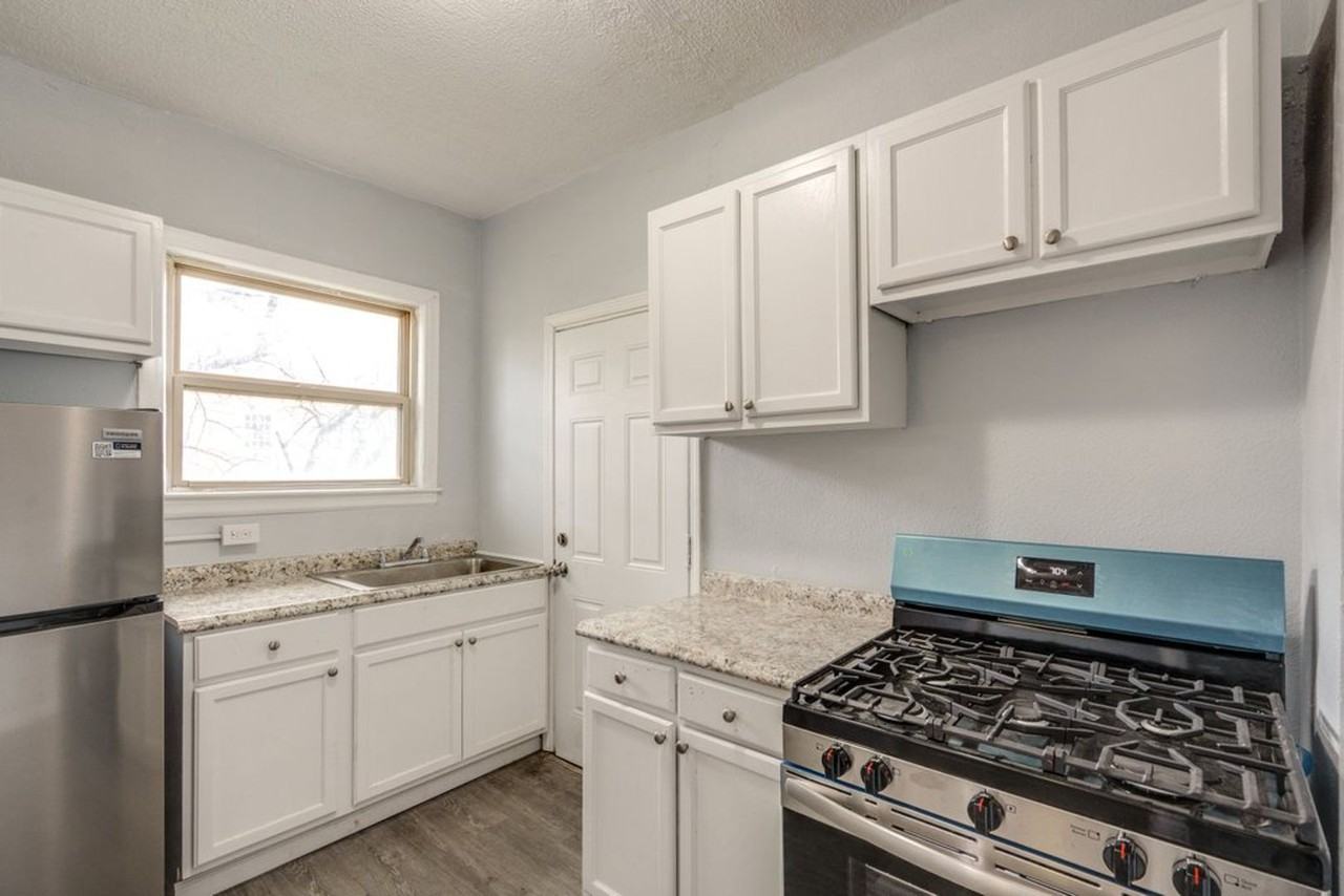 2840 S Moreland Blvd #3 - Photo 7 of 14