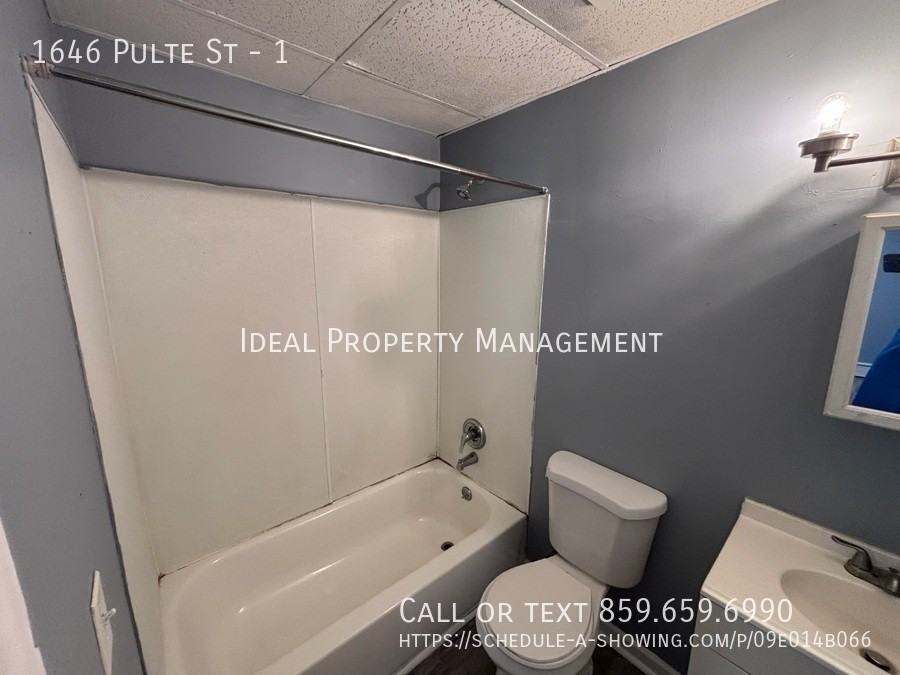 1646 Pulte St #1 - Photo 6 of 6