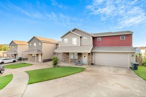 featured image of 2939 W Scottswood Pl