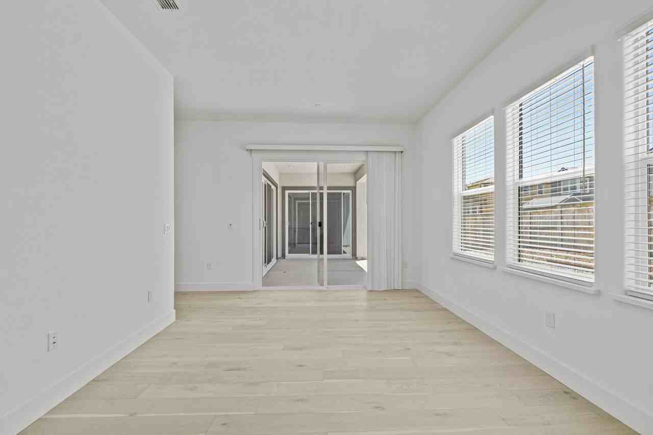 9560 Tenaya Peak Pl #NA - Photo 6 of 29