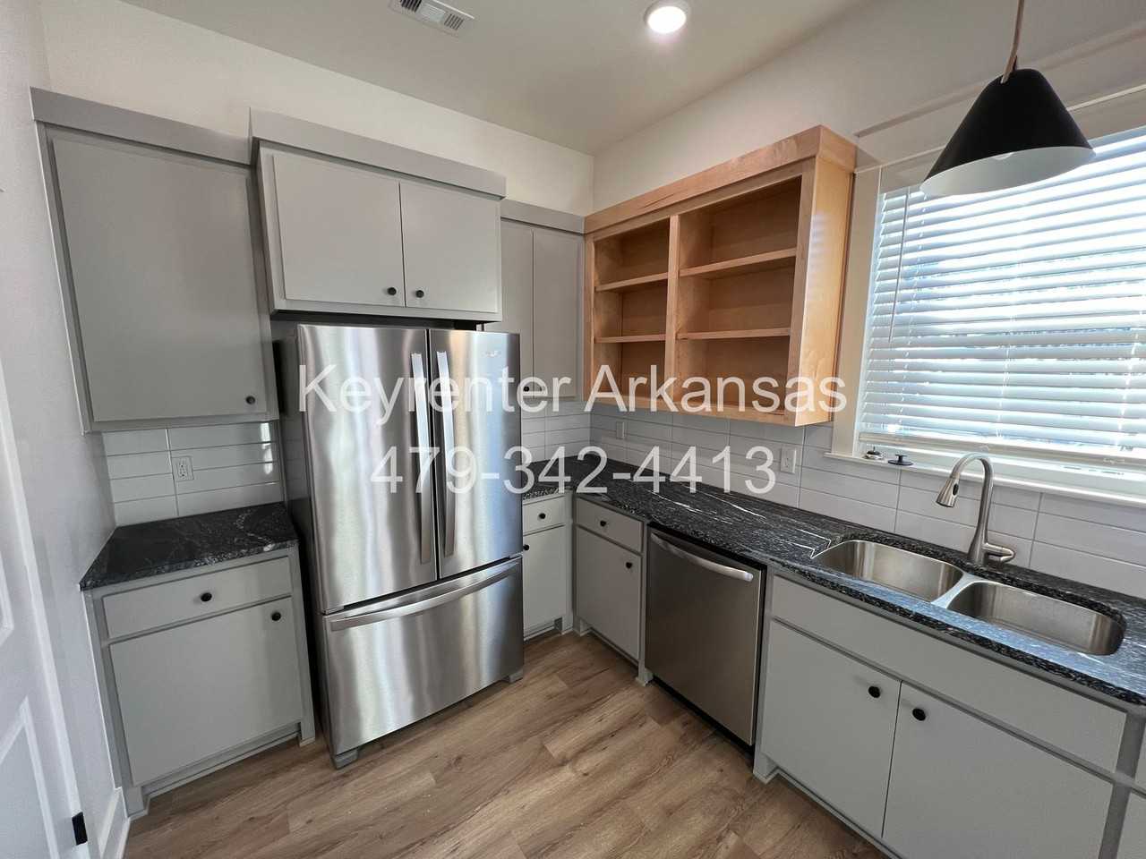 1347-1349 Duncan - Photo 3 of 38