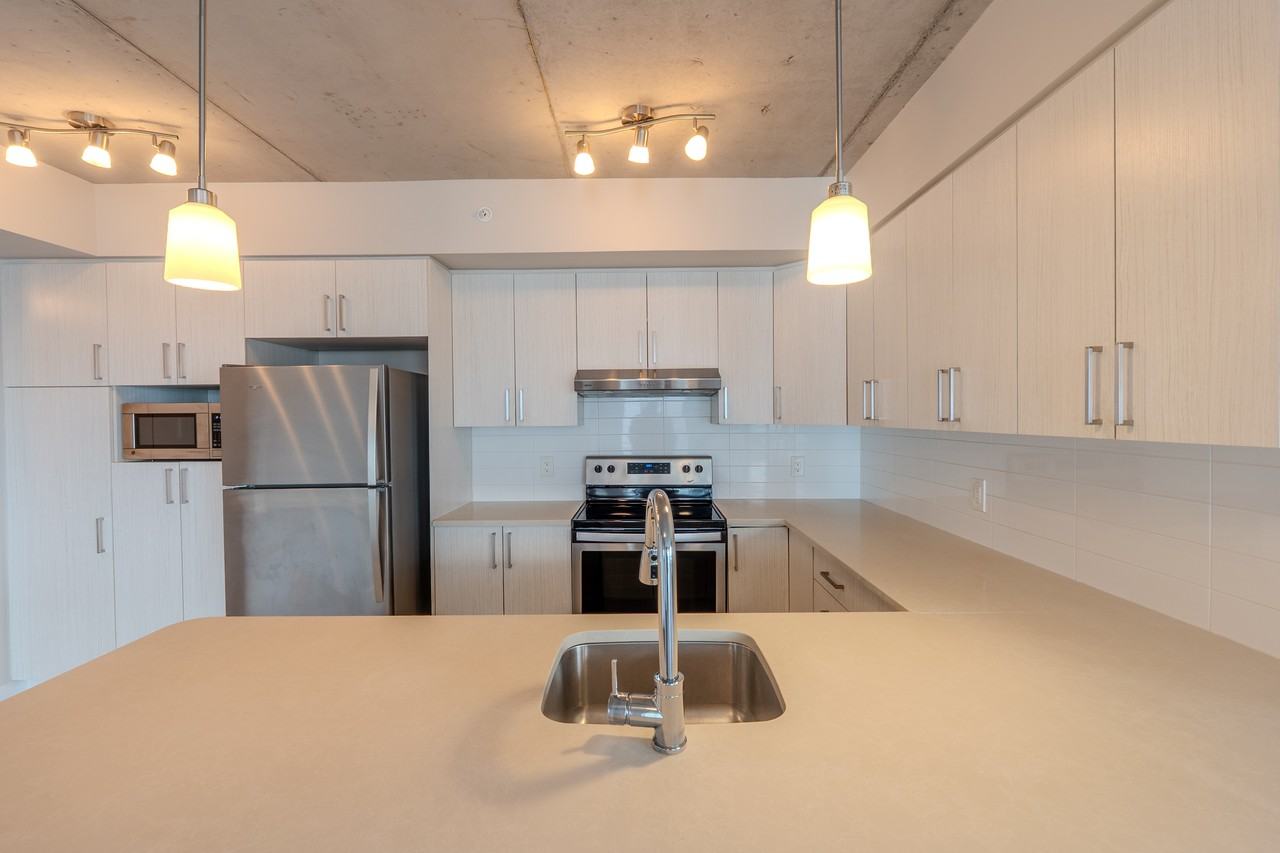 3400 Boulevard Saint-Elzéar Ouest - Photo 6 of 22