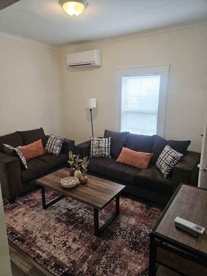 1116 Rock St #1 - Photo 4 of 20