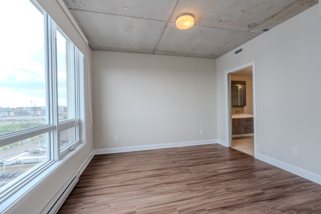 3400 Boulevard Saint-Elzéar Ouest - Photo 11