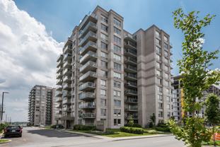 3400 Boulevard Saint-Elzéar Ouest - Photo 1 of 1