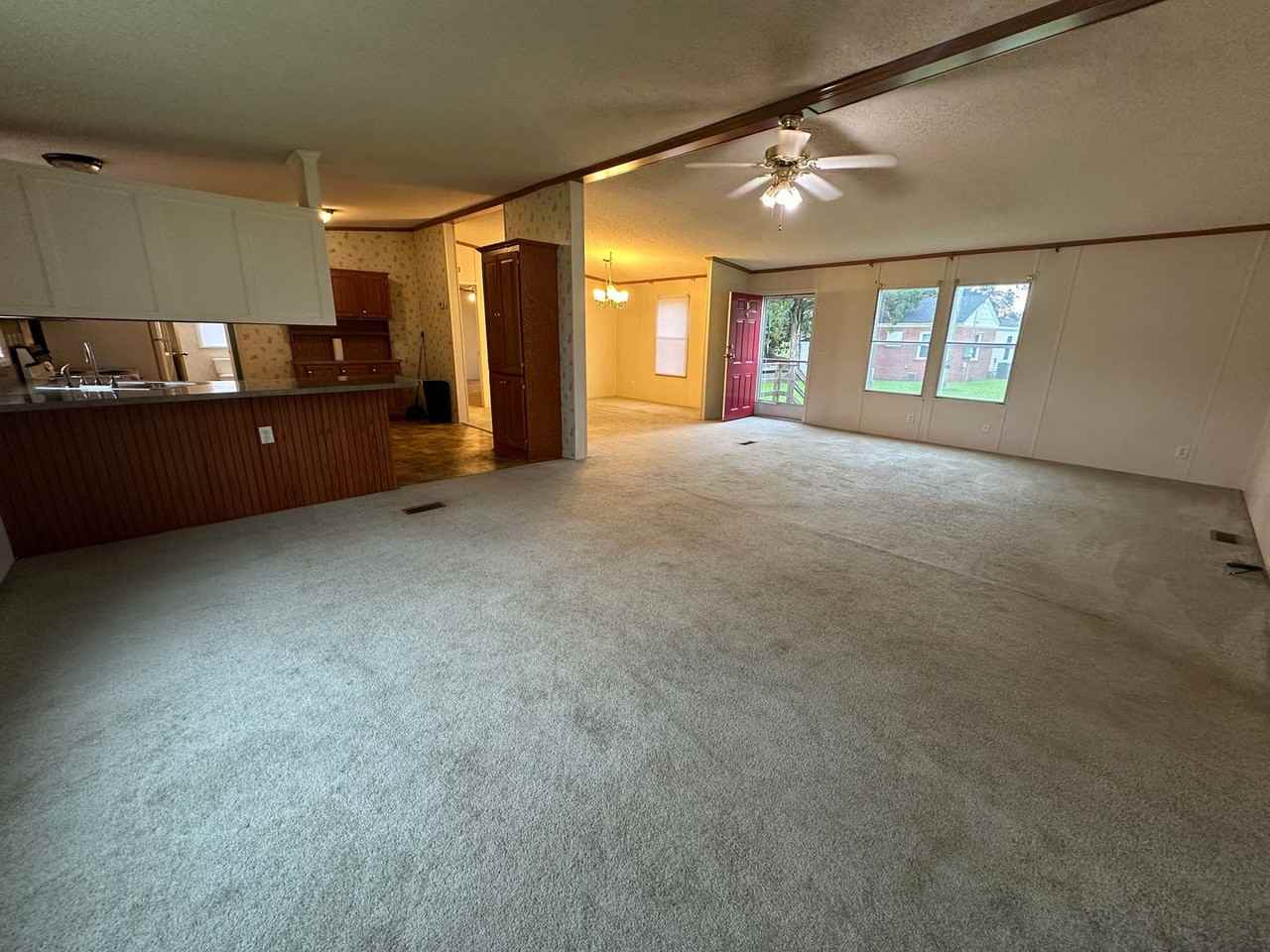 1114 Northside Rd #8 - Photo 3 of 13