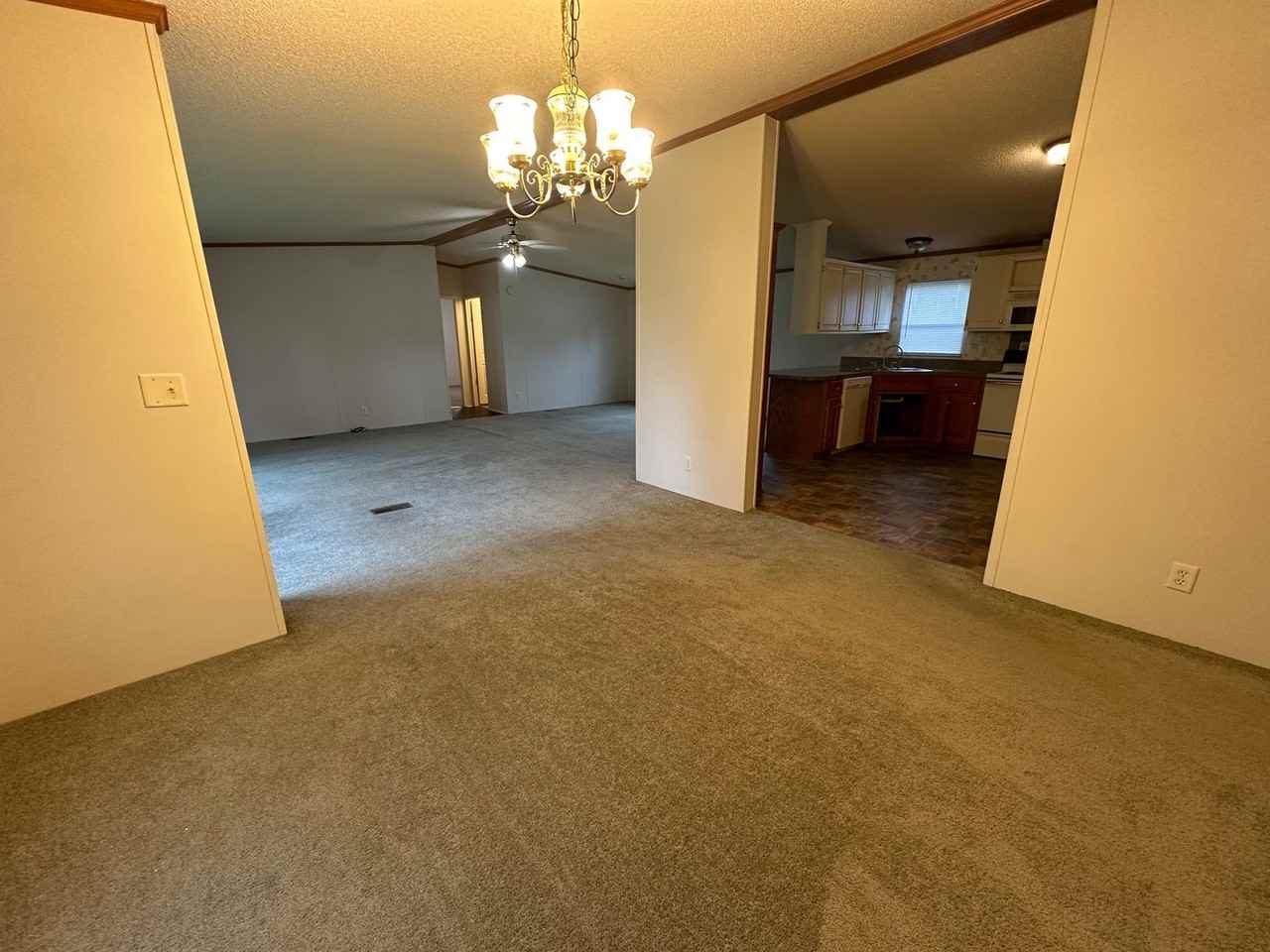 1114 Northside Rd #8 - Photo 5 of 13