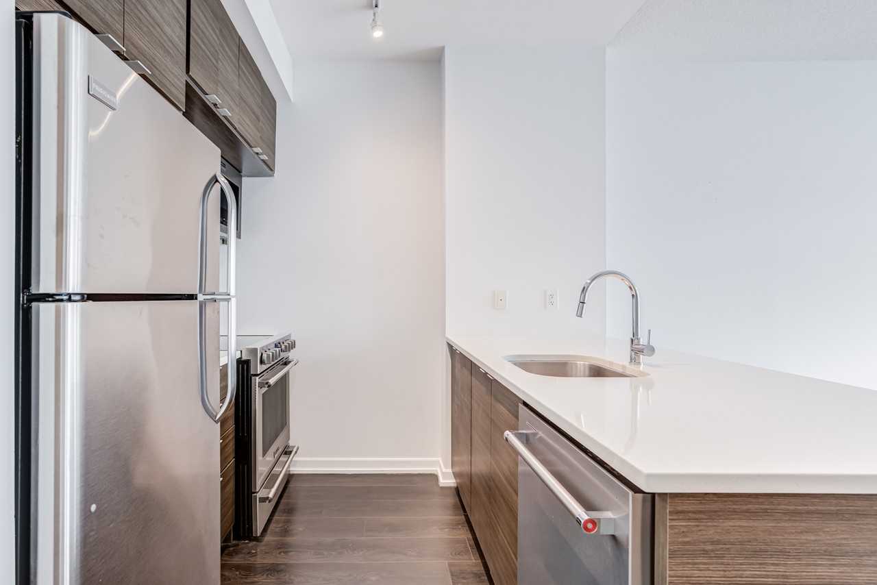 Don Mills Rd. & Sheppard Ave E #1107 - Photo 4 of 10