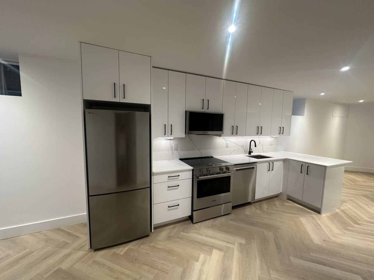 328 Rusholme Rd - Photo 2 of 6