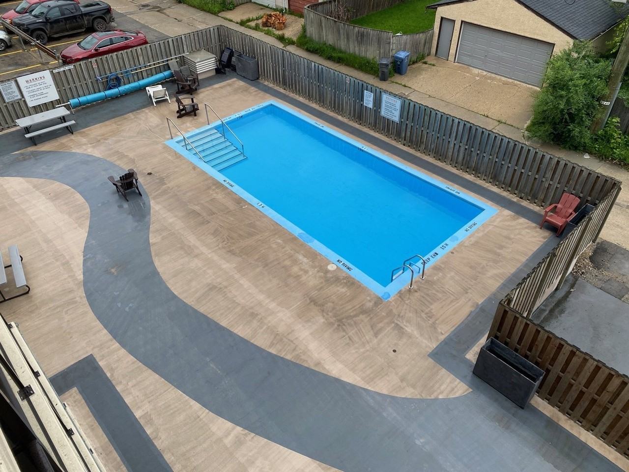 1179 Grant Ave - Photo 3 of 13
