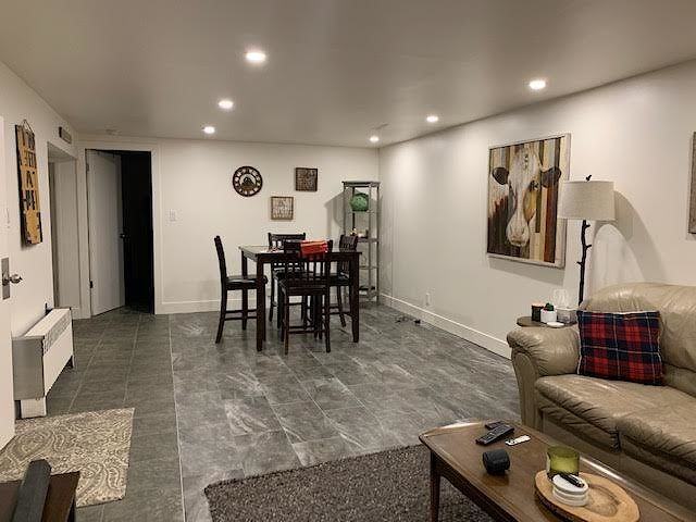 2039 49 Ave Sw - Photo 6 of 10