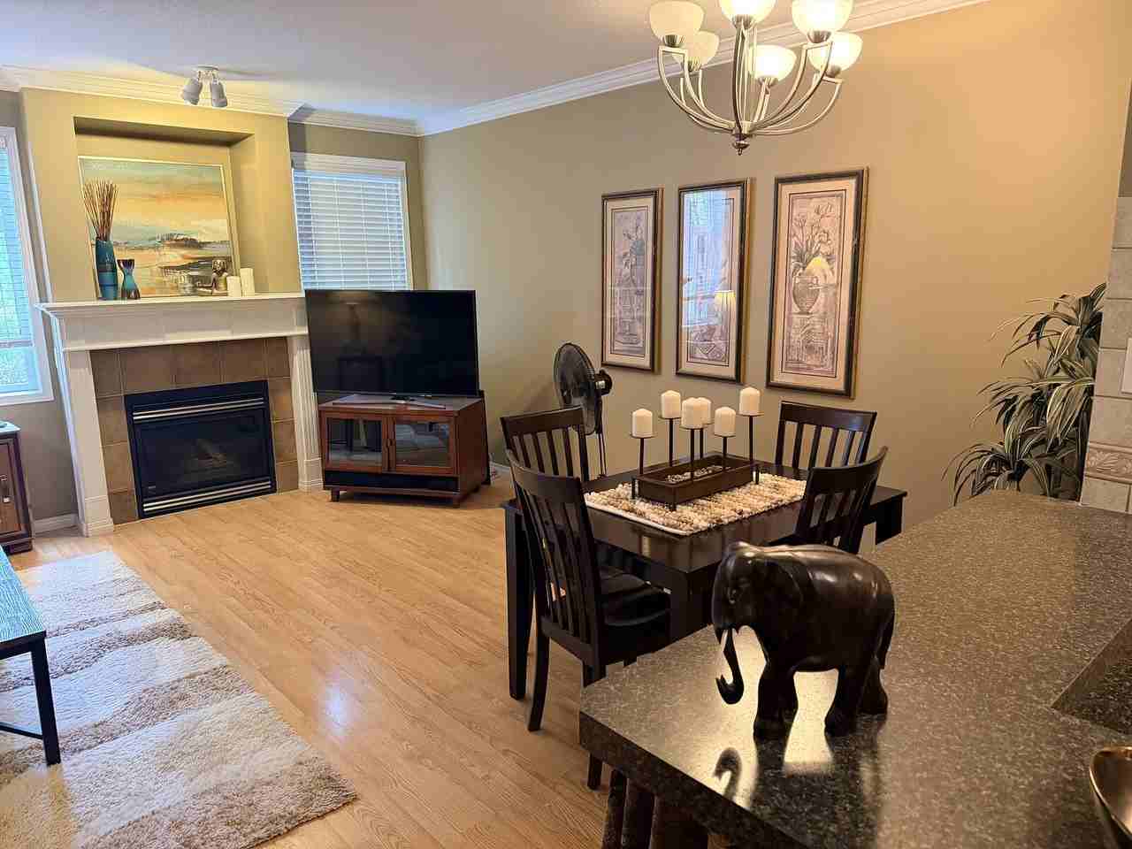 1107 Lake Fraser Crt Se - Photo 3 of 15
