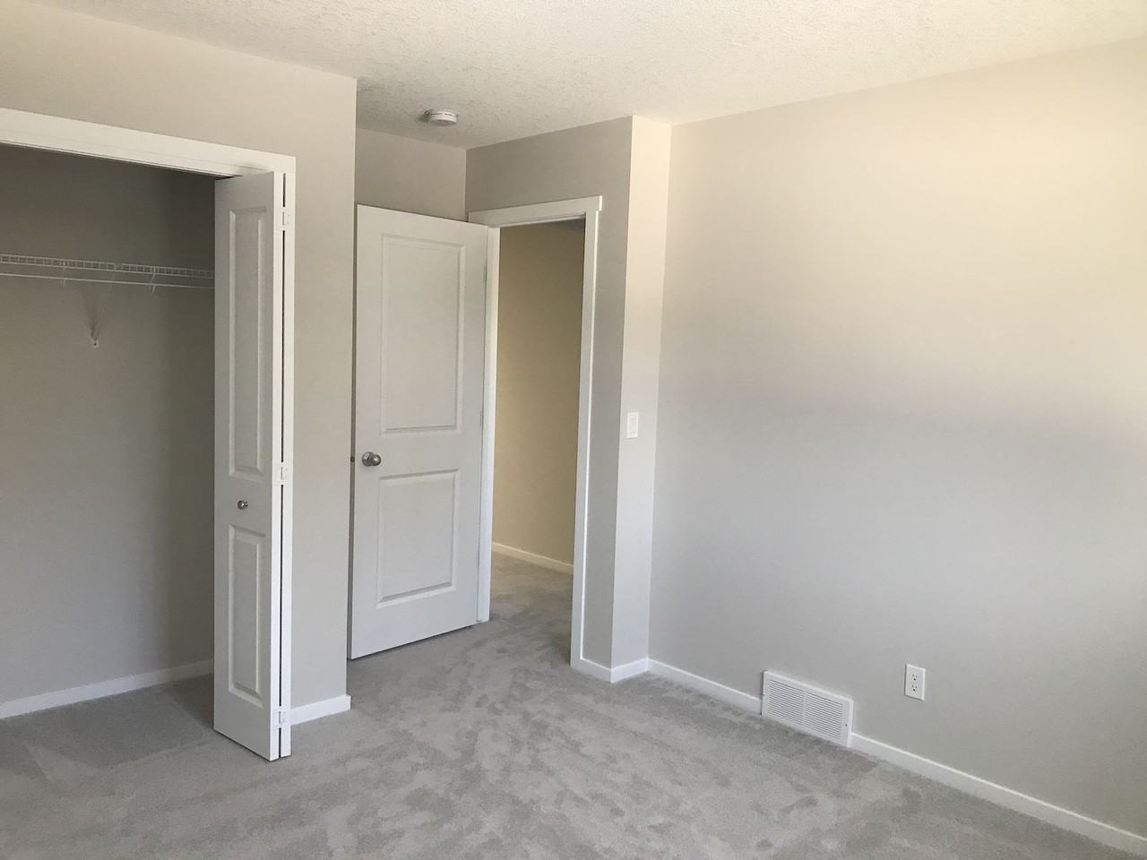 210 Nolanhurst Way Nw - Photo 5 of 13