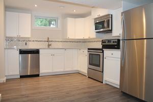 featured image of 16 Livingstone Cres