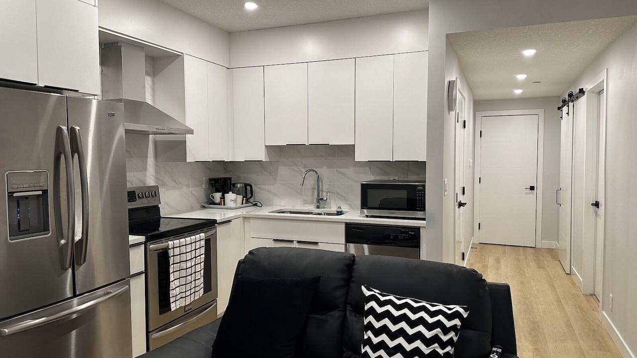 162 Lucas Terr Nw - Photo 6 of 21