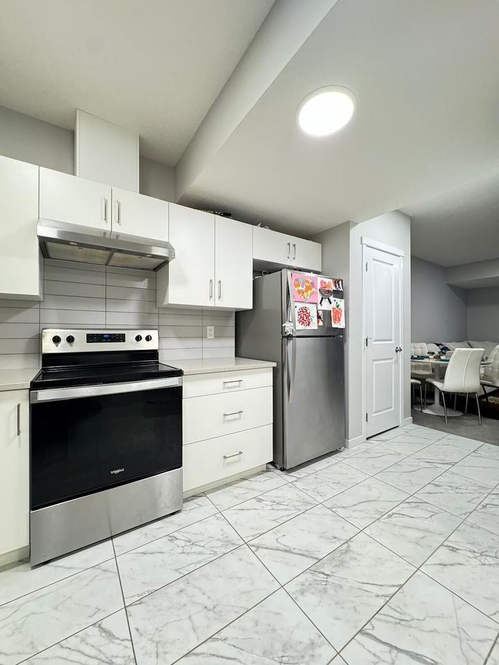 21865 98a Ave Nw - Photo 5 of 14