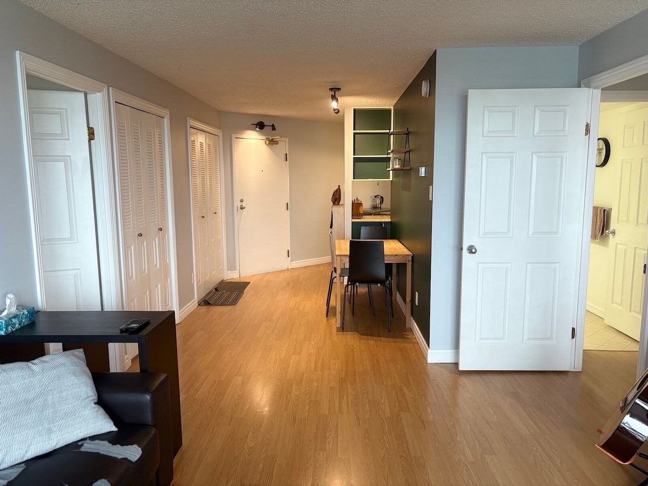 10149 Waters Edge Apts - Photo 5 of 20