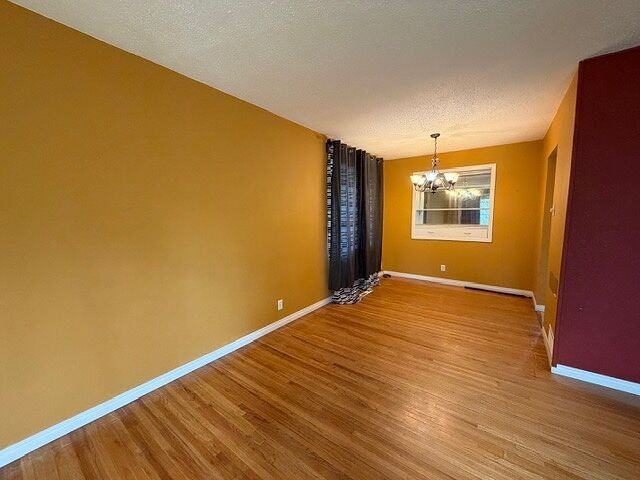8309 93 Ave Nw - Photo 2 of 14