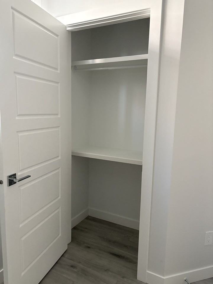 101 Edgefield Way - Photo 5 of 9