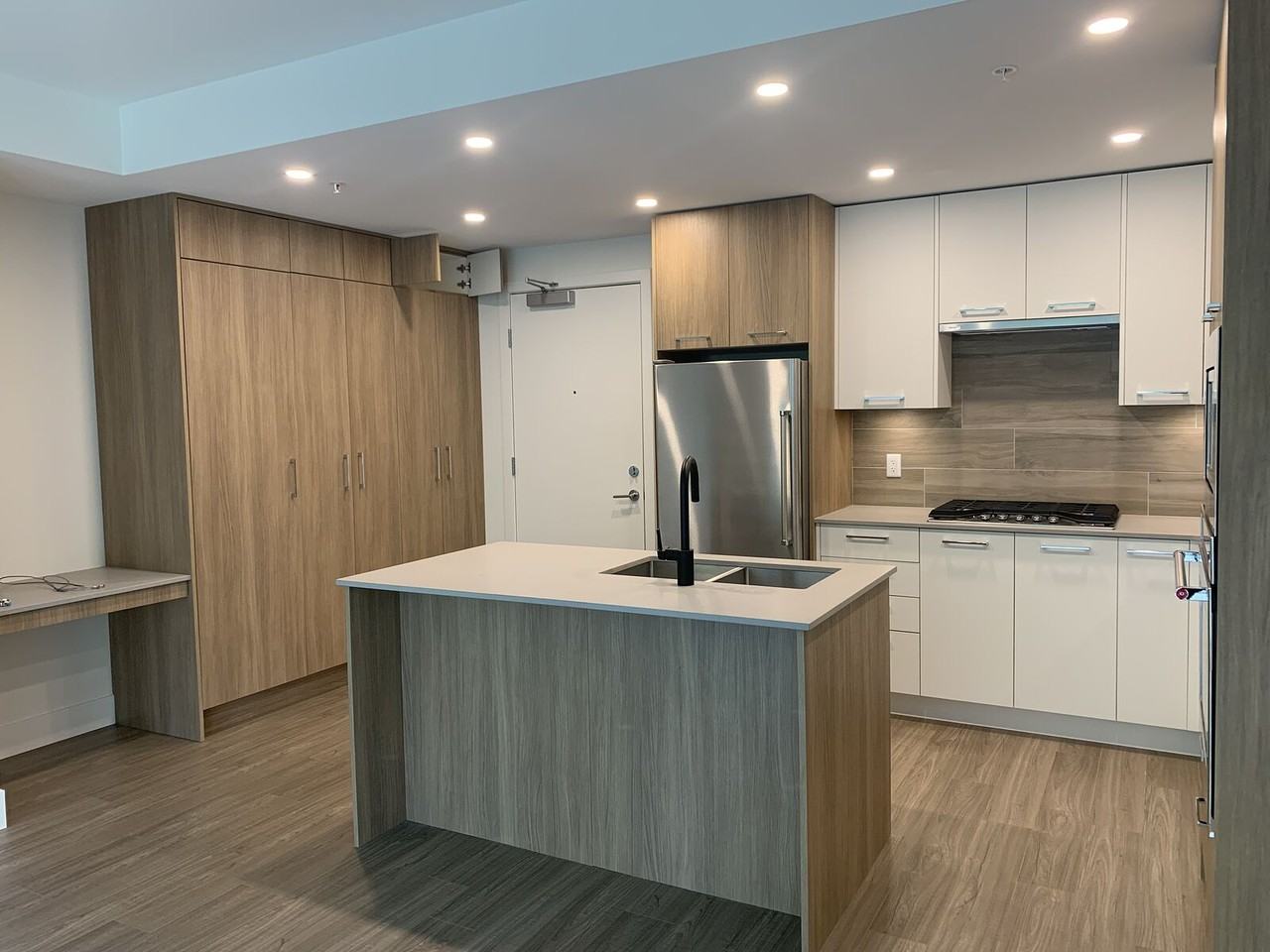 960 Division - Photo 4 of 33