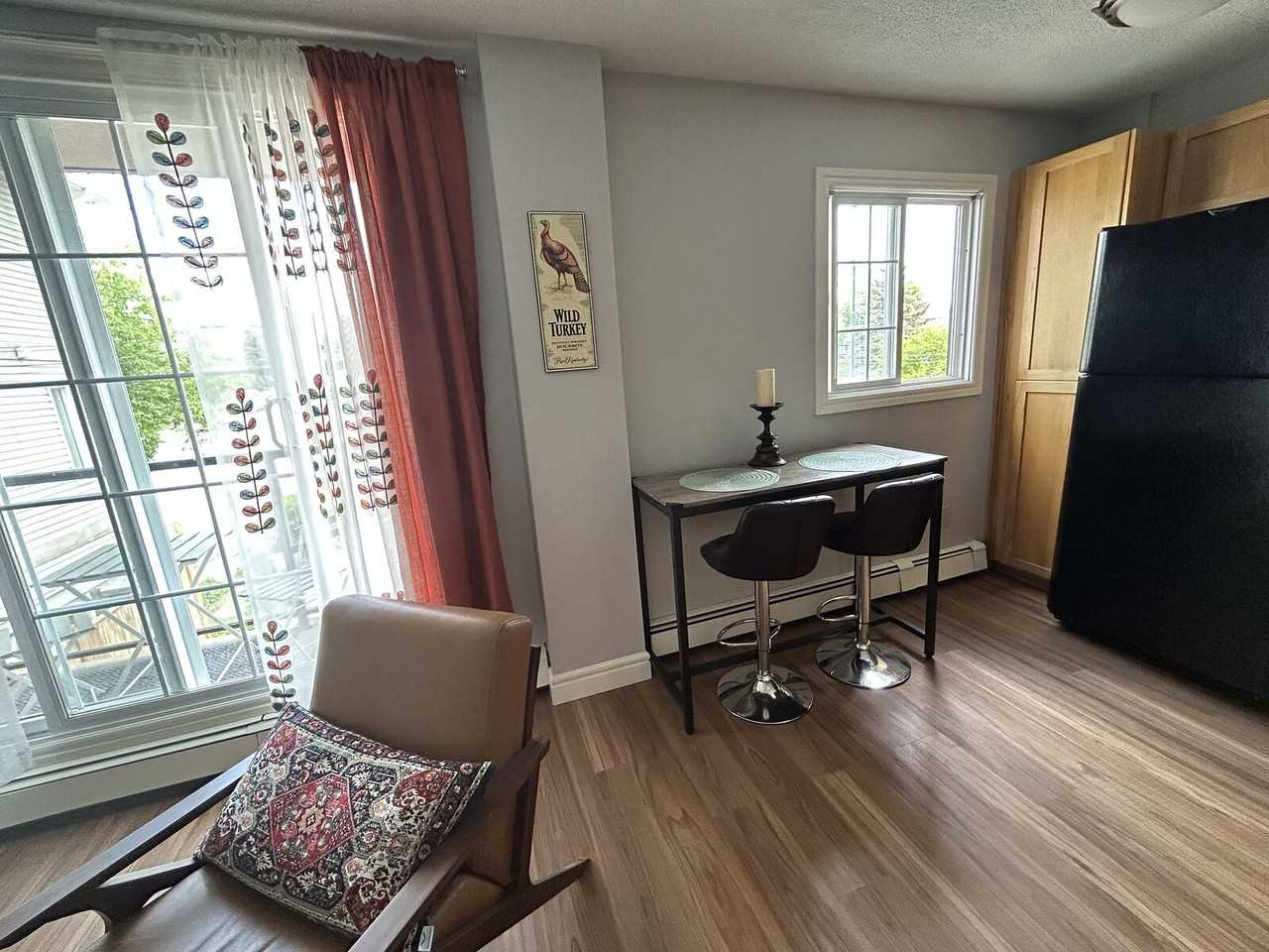 117 - 117 38 Ave Sw - Photo 4 of 12