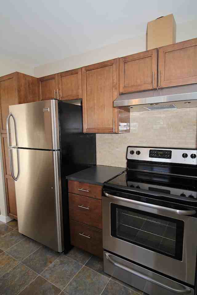 1045 Mckinnon Dr Ne - Photo 7 of 22
