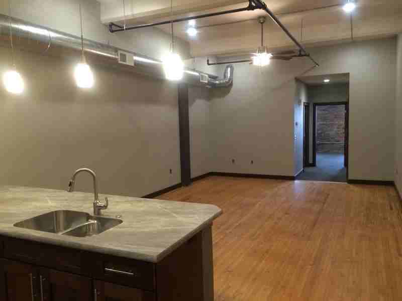 128 S Santa Fe Ave - Photo 3 of 7