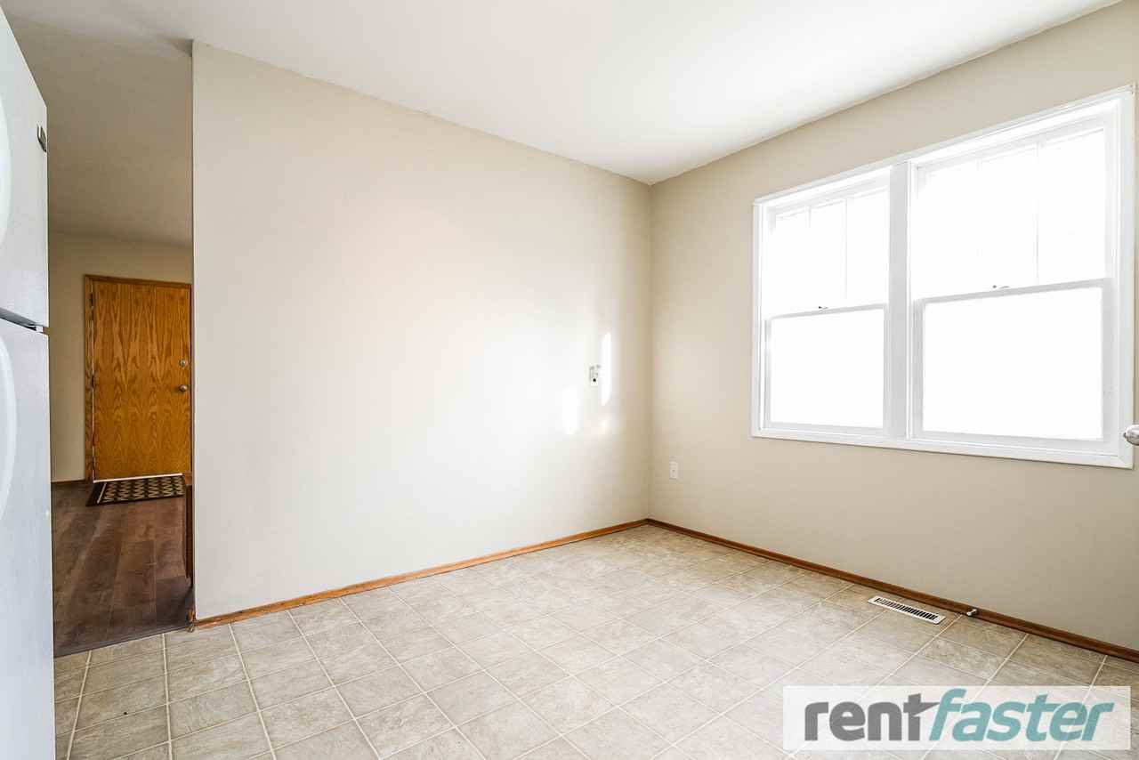 8500 107 St Nw && 10670 85 Ave Nw - Photo 6 of 41