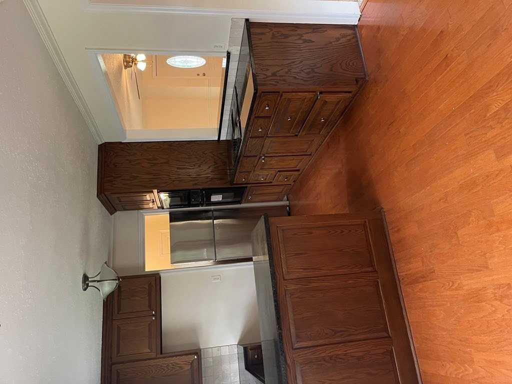 1716 Whisperwood St - Photo 2 of 10