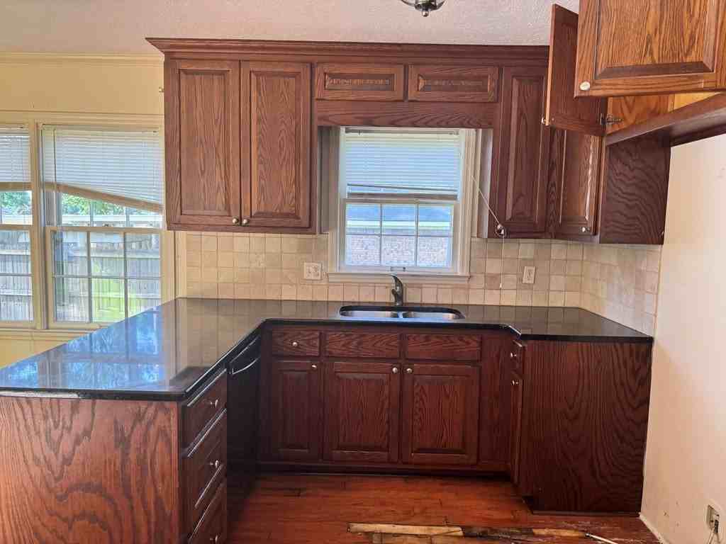 1716 Whisperwood St - Photo 6 of 10